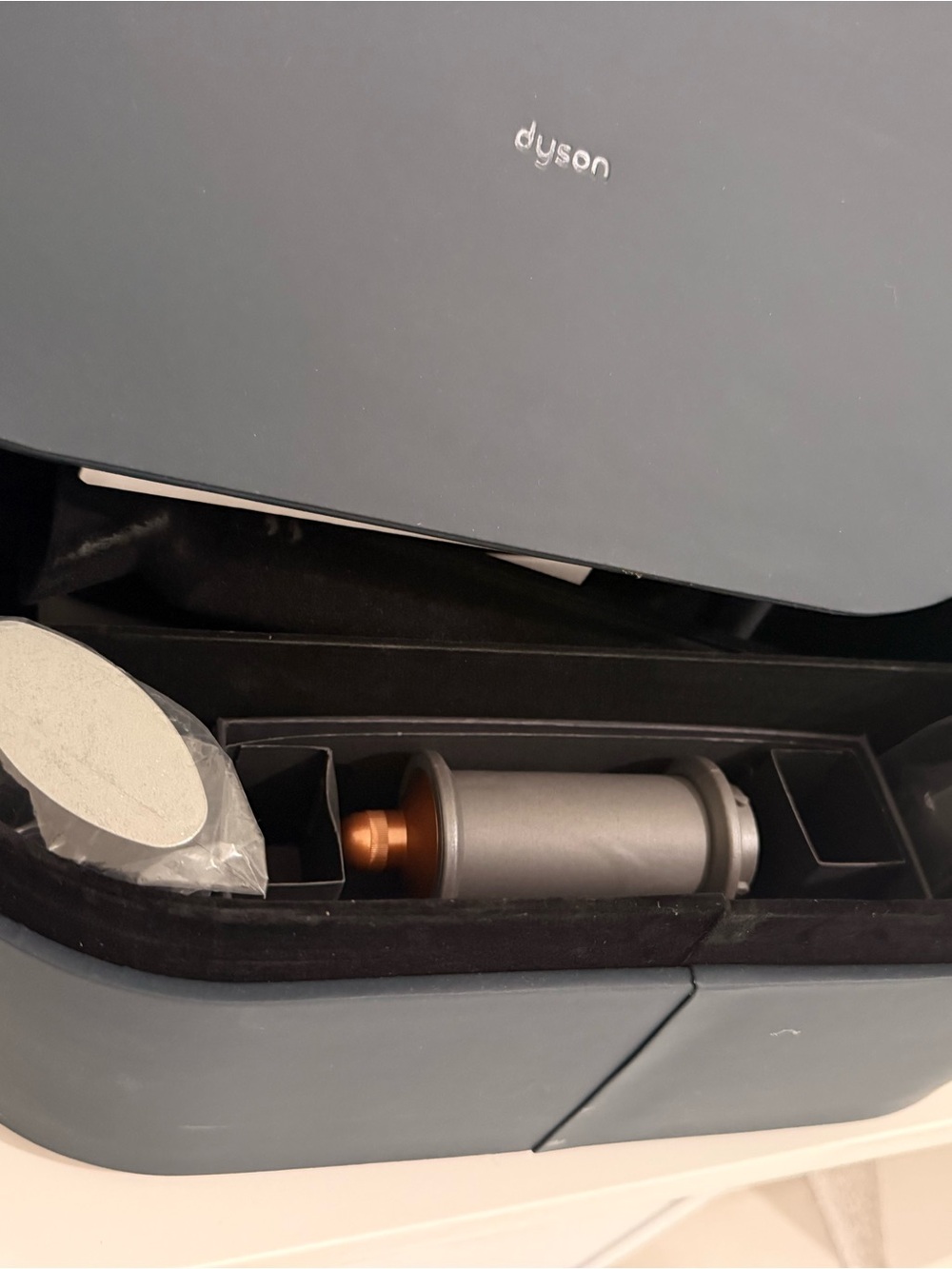 European plug Dyson airwrap in Gray with Copper Accent